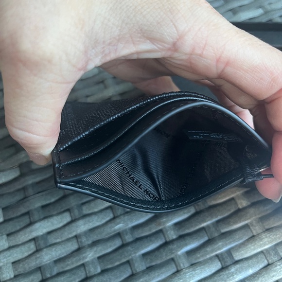 NWT, MSRP $98. 2-peice Michael Kors Card Case & Keychain - Picture 6 of 7